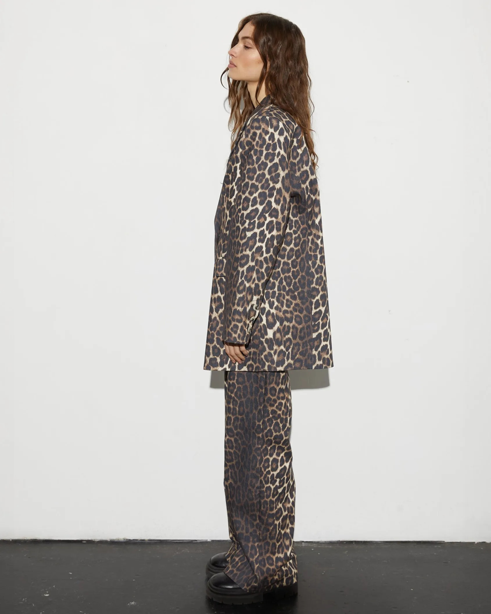 sabrina_trousers__brown_1.webp Fashion STIEGLITZ Sabrina Trousers | Brown